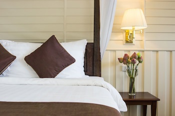 Kalanan Riverside Resort