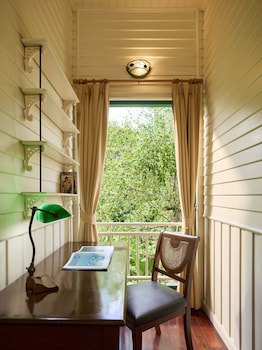 Kalanan Riverside Resort