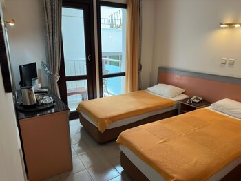 Grand Ata Park Hotel