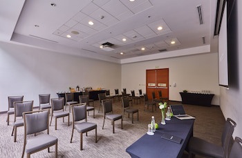 Pullman Lima San Isidro