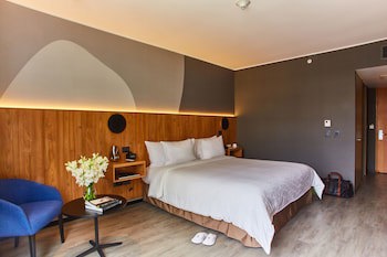Pullman Lima San Isidro