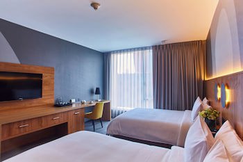 Pullman Lima San Isidro