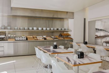 Dazzler By Wyndham Buenos Aires Recoleta