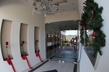 Four Seasons Hotel