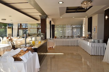 Four Seasons Hotel