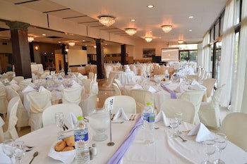 Four Seasons Hotel