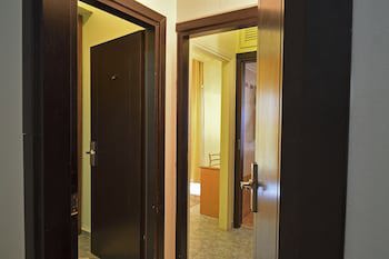 Four Seasons Hotel