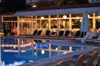 Four Seasons Hotel