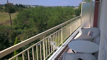 Four Seasons Hotel