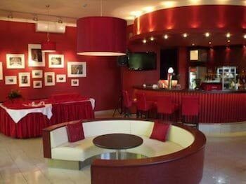 Hotel Gromada Pila