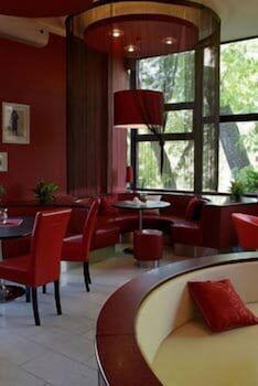 Hotel Gromada Pila