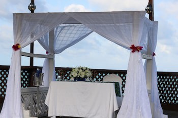 Essque Zalu Zanzibar