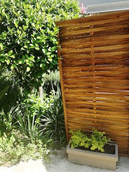Dunton Guest House