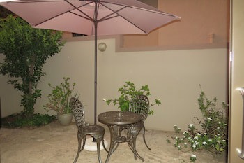 Dunton Guest House