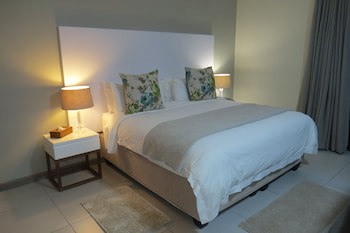 Dunton Guest House