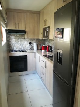 Dunton Guest House