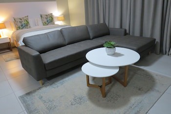 Dunton Guest House