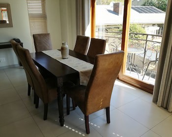 Dunton Guest House