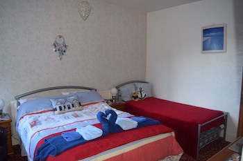 Lyndsay Guest House