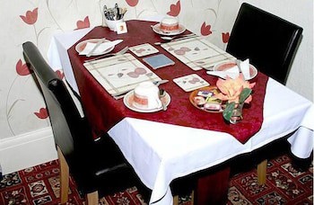 Lyndsay Guest House