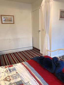 Lyndsay Guest House