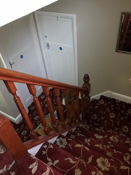 Lyndsay Guest House