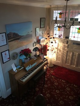 Lyndsay Guest House