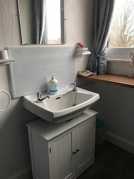 Lyndsay Guest House