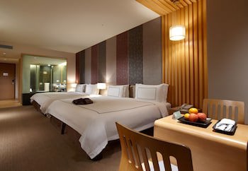 Evergreen Resort Hotel (Jiaosi)