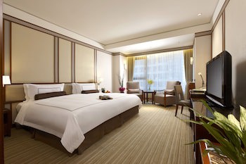 Evergreen Resort Hotel (Jiaosi)