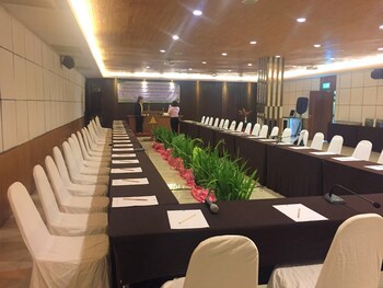 Siam Triangle Hotel