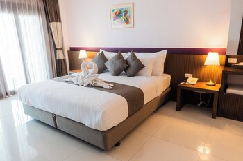 Siam Triangle Hotel