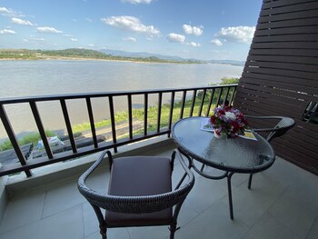 Siam Triangle Hotel