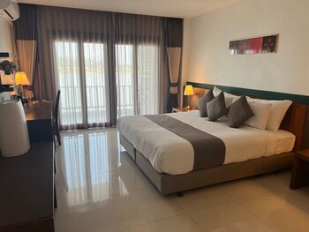 Siam Triangle Hotel
