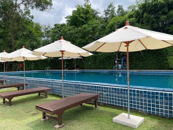 Siam Triangle Hotel