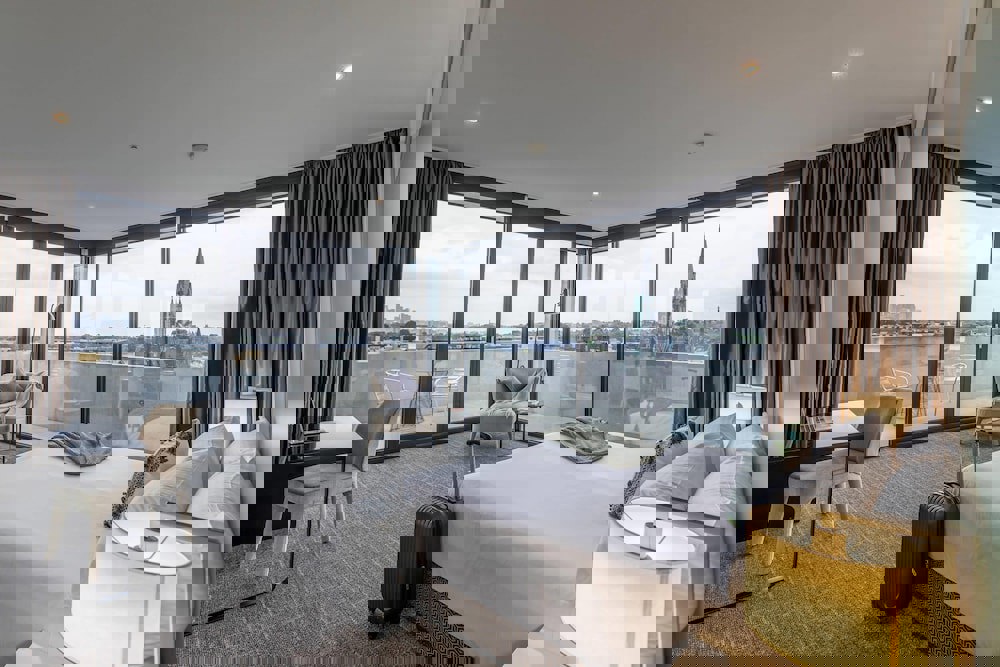 MainStay Suites Hawthorn