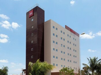 Ibis Petrolina