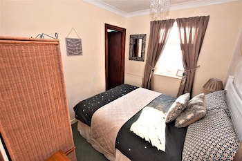 Bridle Lodge Apartments