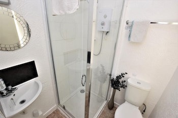 Bridle Lodge Apartments
