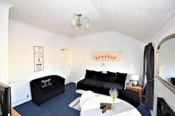 Bridle Lodge Apartments