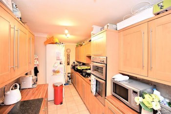 Bridle Lodge Apartments