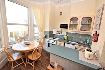 Bridle Lodge Apartments