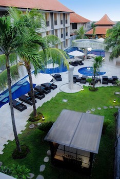 Grand Barong Resort