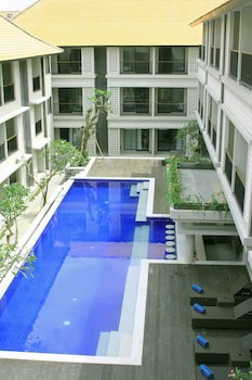Grand Barong Resort