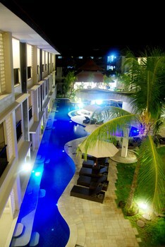 Grand Barong Resort