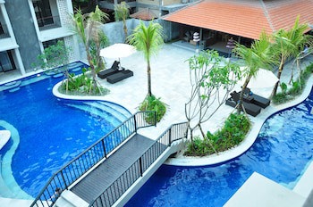 Grand Barong Resort