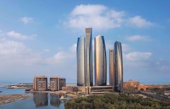 Conrad Abu Dhabi Etihad Towers