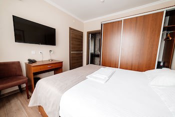 Chagala Uralsk Hotel
