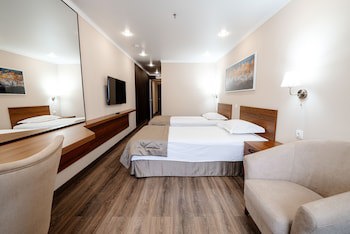 Chagala Uralsk Hotel