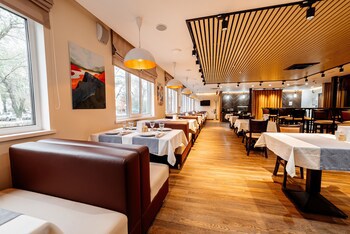 Chagala Uralsk Hotel